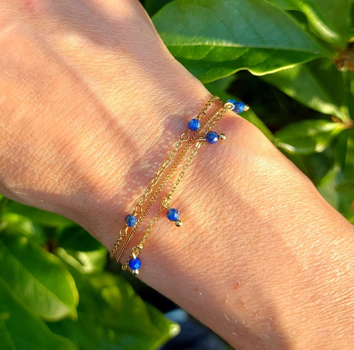 Bracelet PADDINGTON triple en acier doré et Lapis Lazuli